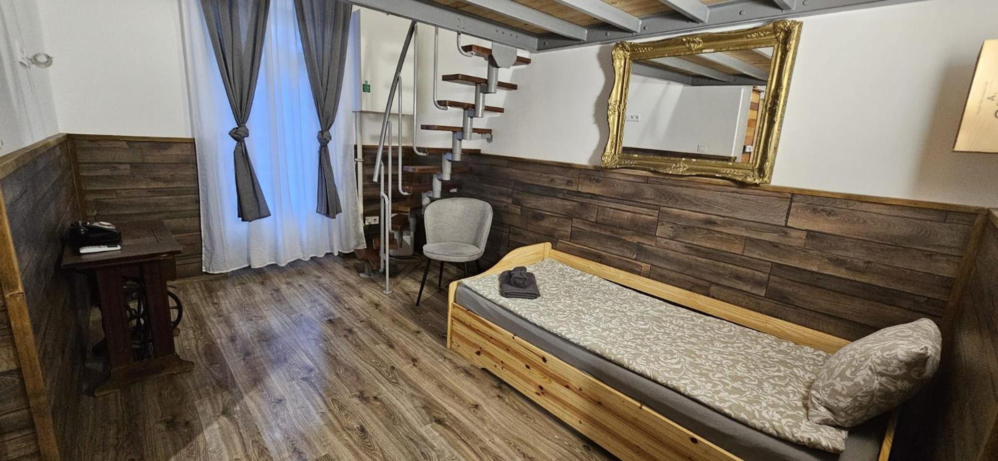 Quiet And 2 Bedrooms 2 Bathrooms In The Heart Of Budapest