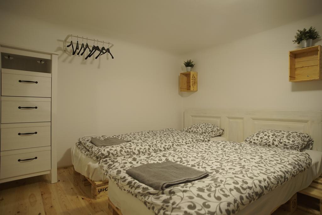 Quiet And 2 Bedrooms 2 Bathrooms In The Heart Of Budapest